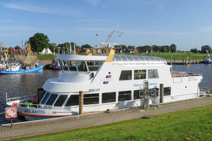 MS Atlantis der AG EMS in Greetsiel